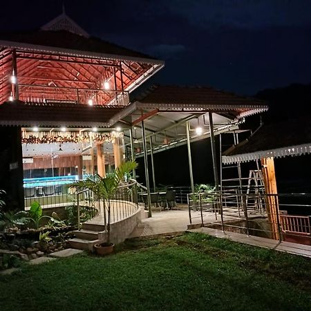 Willow Heights Athirappilly Ngoại thất bức ảnh