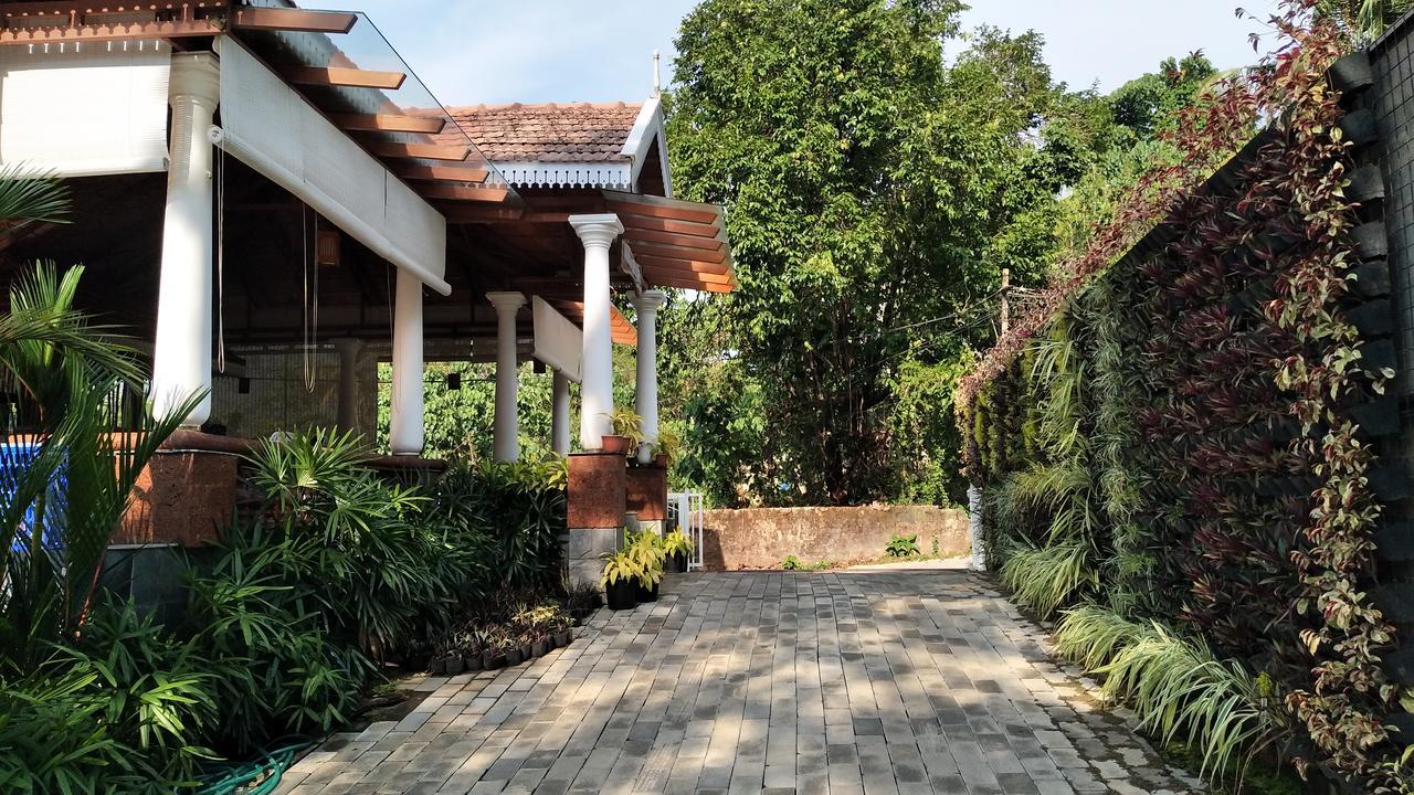 Willow Heights Athirappilly Ngoại thất bức ảnh